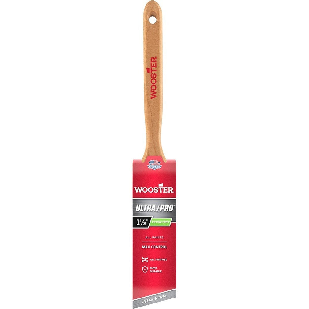 Wooster 4153 1.5" Ultra/Pro Extra-Firm Angle Sash Brush