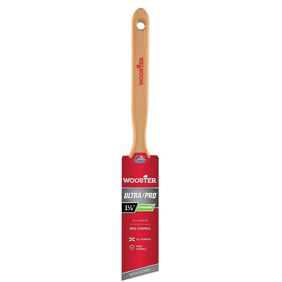 Wooster Ultra/Pro Extra-Firm Angle Sash Paint Brush – 1-1/2 in.
